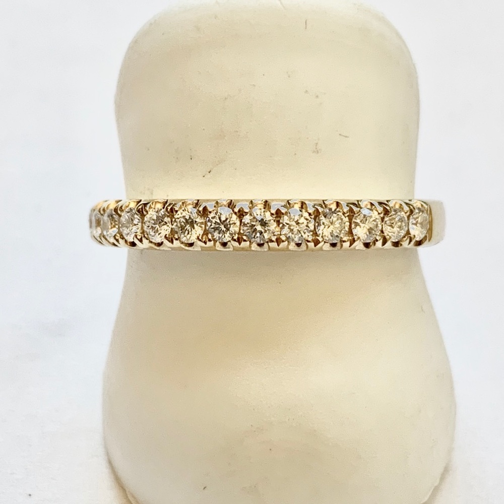 Diamond Band with 15 Round Brilliant Diamonds 14KY